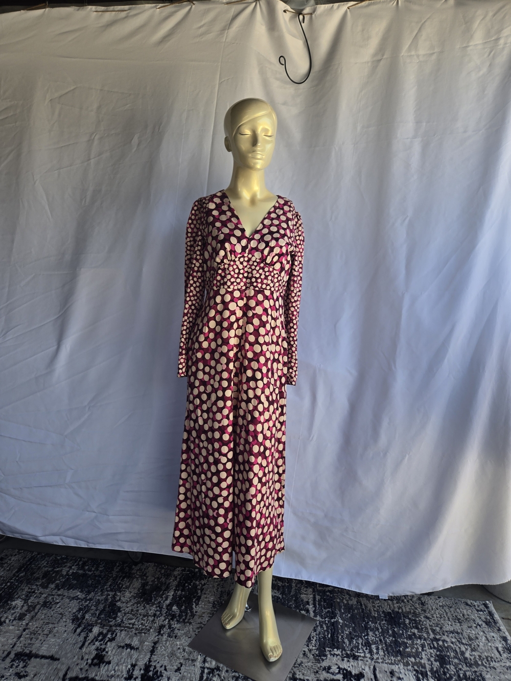 Donna Morga. Long Sleeve Polka Dot Maxi Dress in Burgundy and Cream